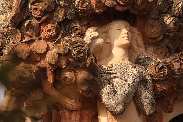 Lloret de Mar estrena el 13 de juliol l’espectacle La Núvia del Rom al Cementiri Modernista