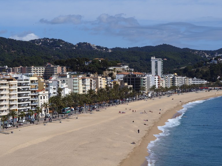 El passeig marítim de Lloret mantindrà el doble sentit de circulació