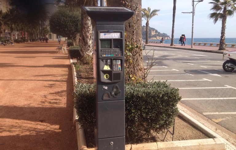 L’Ajuntament de Lloret aplica una tarifa especial a la zona blava per als vehicles que estan matriculats al municipi