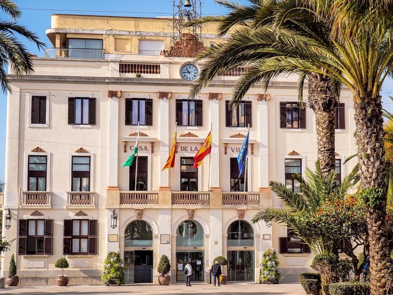 L’Ajuntament de Lloret obre una línia d’ajuts per les persones i famílies en situació de vulnerabilitat social