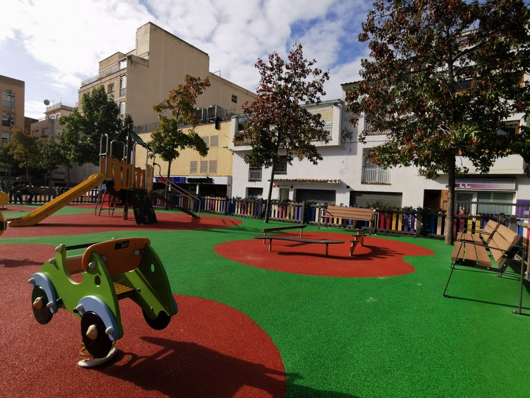 L’Ajuntament de Lloret renova quatre parcs infantils