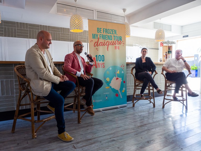 Lloret dona el tret de sortida a les activitats del centenari del Daiquiri Nº4 amb un taller de daiquiri