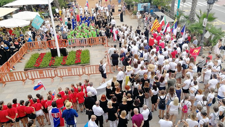 Més de 800 cantaires de corals europees es donen cita a Lloret de Mar