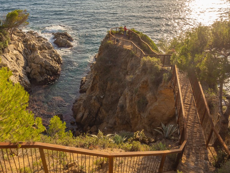 Obert el tercer tram del camí de ronda Lloret - Fenals