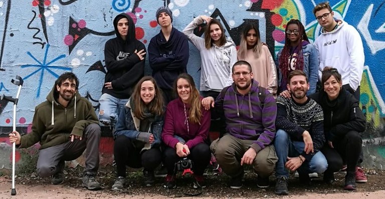 Set joves del projecte Tarda Jove de Lloret de Mar guanyen el segon premi del concurs de Hip-hop per la Pau