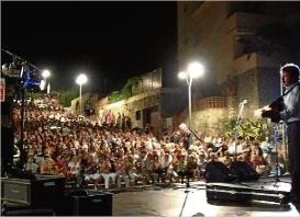 Tradicional cantada d'havaneres a Sa Caleta, a càrrec dels grups Port Bo i Mestre d'Aixa 