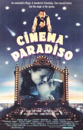 Cinema a la fresca. Projecció de la pel·lícula 'Cinema Paradiso'.