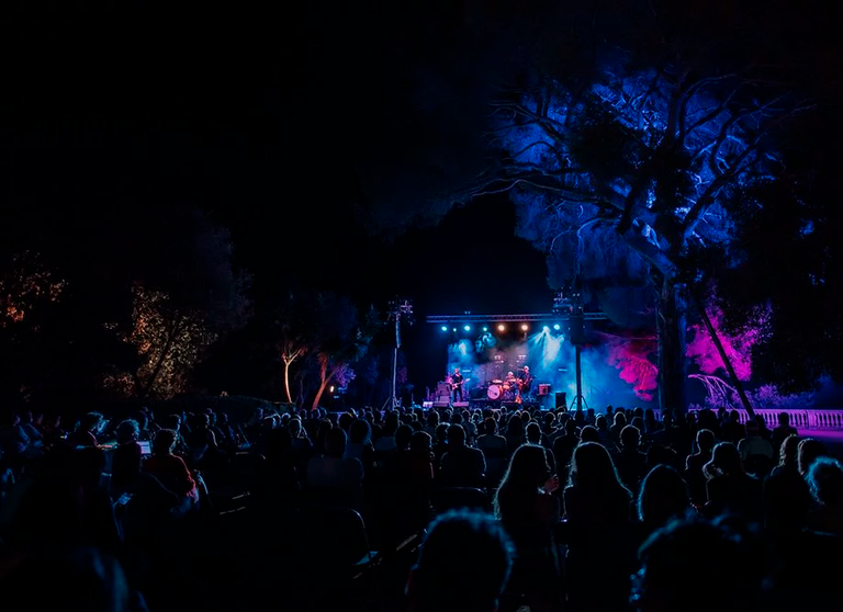 Música a Santa Cristina: Selva Big Band Latin Orchestra & Telva Rojas i després... Sudaka Band